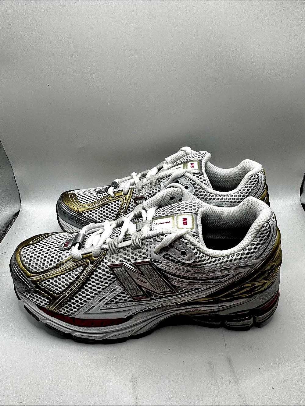 New Balance 1906R Women's Sneakers White & Gold US 8.5